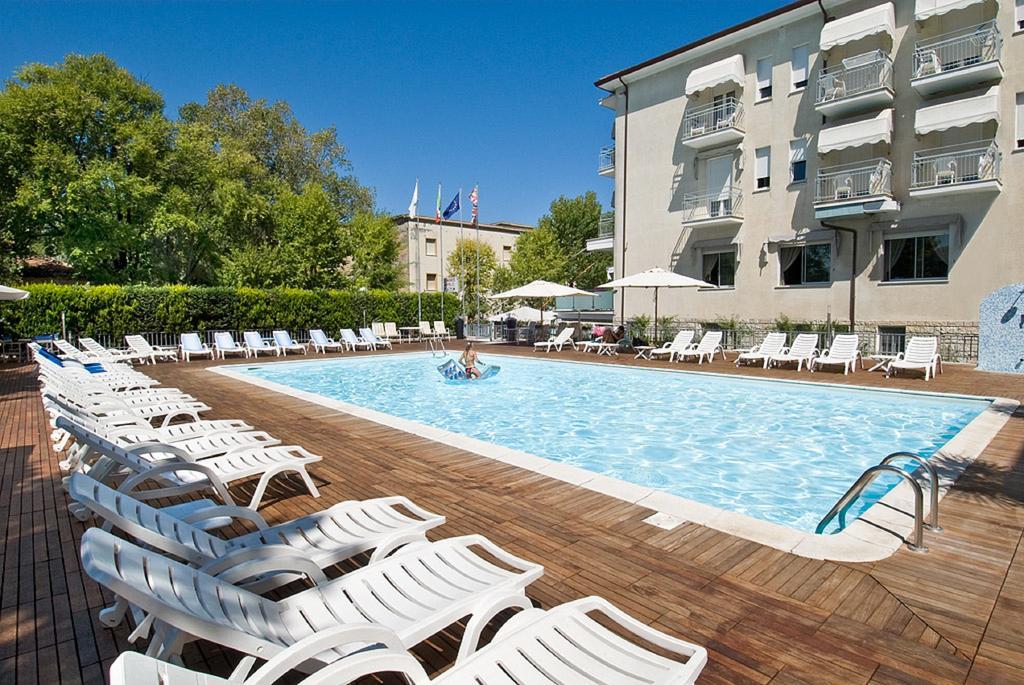 Hotel St. Moritz Bellaria-Igea Marina Ngoại thất bức ảnh