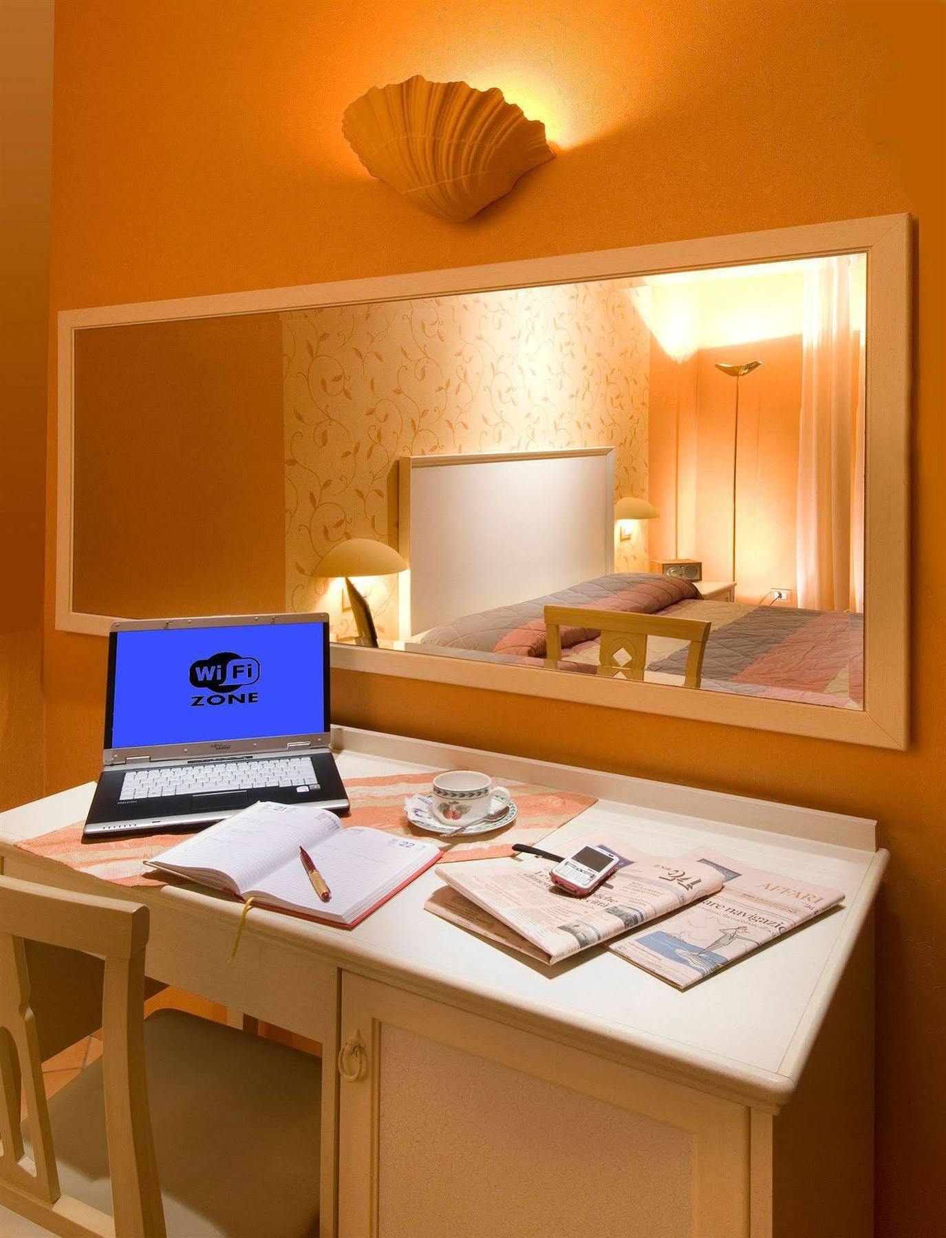 Hotel St. Moritz Bellaria-Igea Marina Ngoại thất bức ảnh
