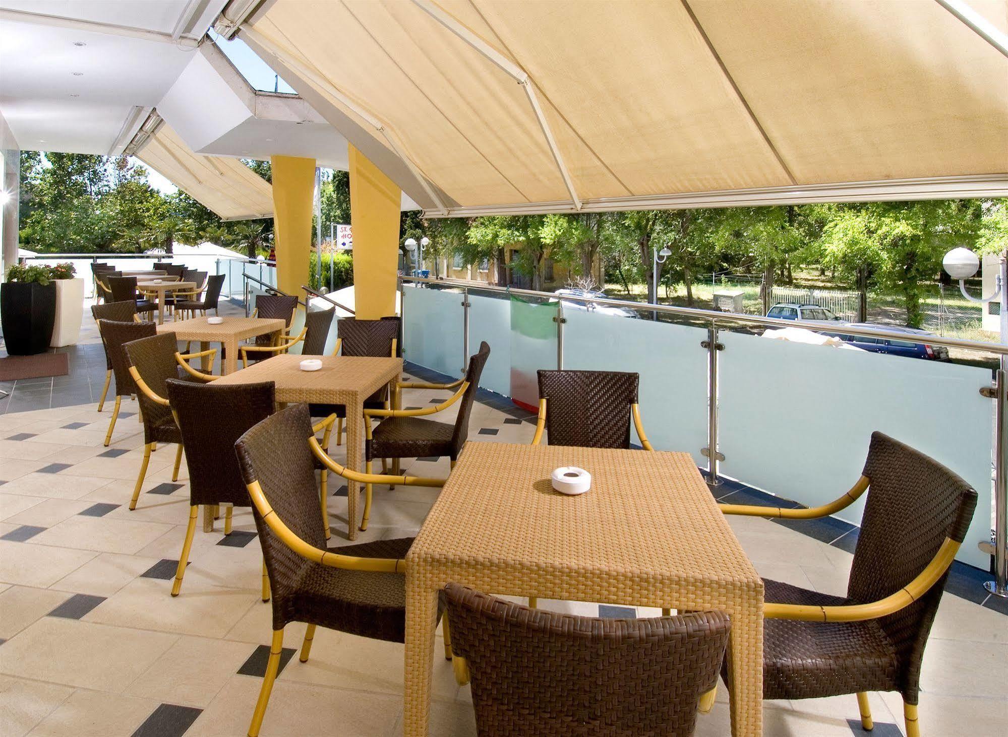 Hotel St. Moritz Bellaria-Igea Marina Ngoại thất bức ảnh