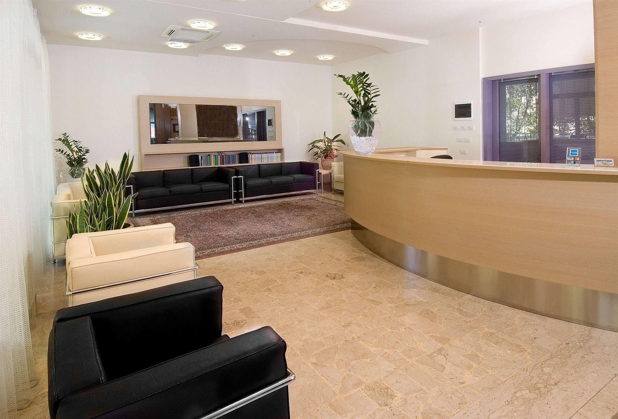 Hotel St. Moritz Bellaria-Igea Marina Ngoại thất bức ảnh